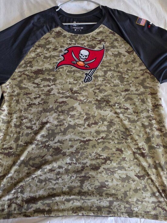 NFL Other - Nike NFL Tampa Bay Buccaneers Salute to Service Camo Dri-Fit Tee 3XL